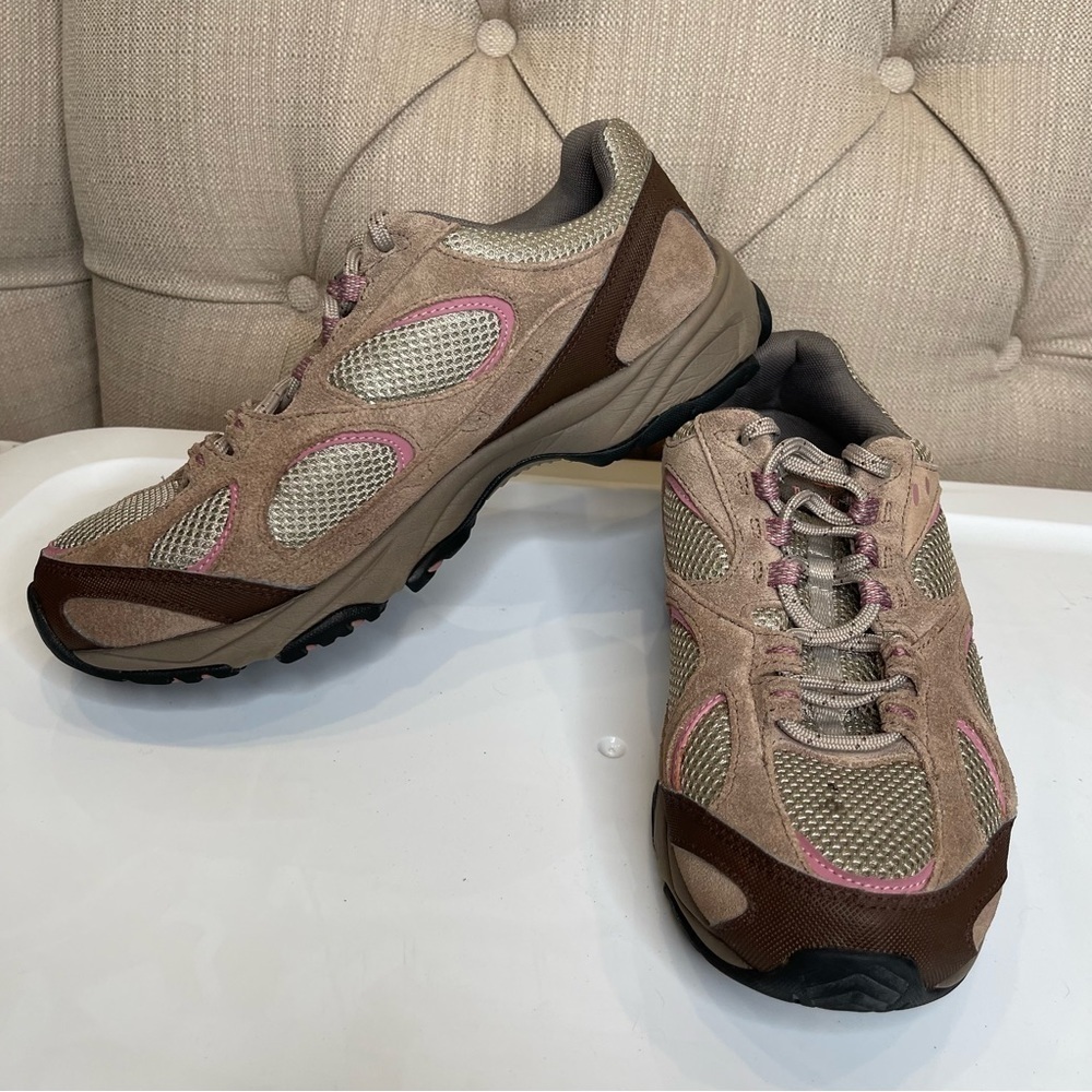 Timberland Women's Sz 10 Hiking Trail Shoes Tan Pink